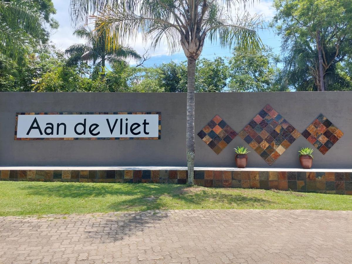 Aan De Vliet Holiday Resort Hazyview Exterior foto